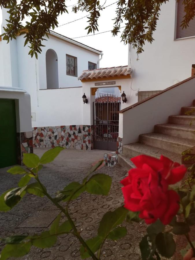 Alojamiento Rural Huerta Mandre Cuevas del Becerro Bagian luar foto