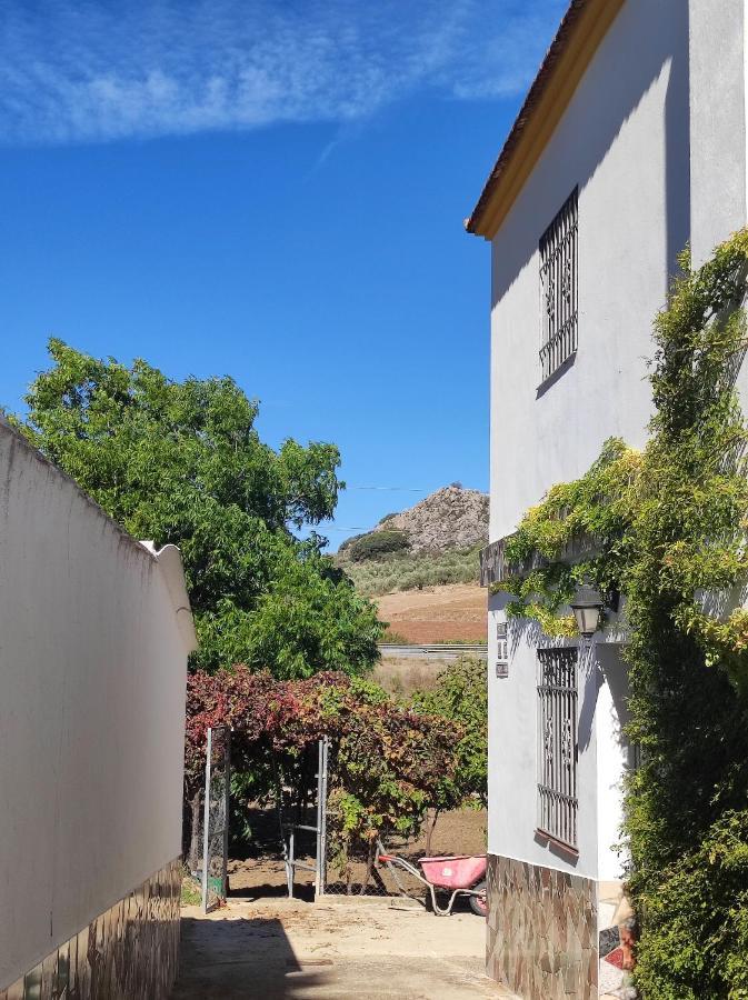 Alojamiento Rural Huerta Mandre Cuevas del Becerro Bagian luar foto